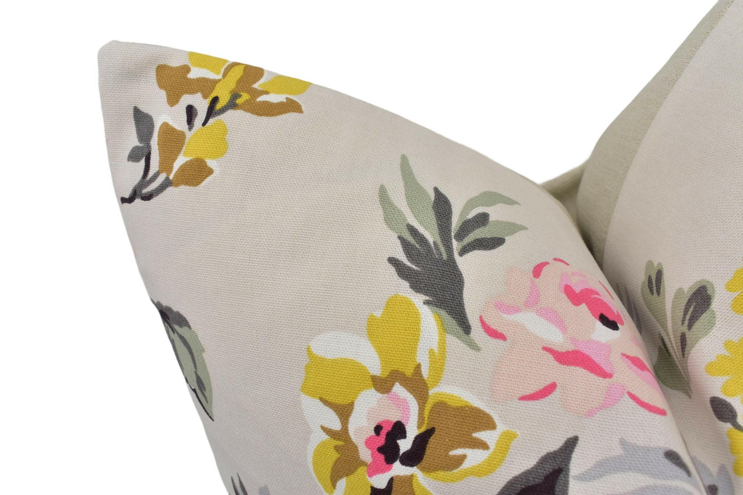 Cath Kidston x Ashley Wilde - Vintage Bunch - Multi - Vintage Inspired Designer Floral Cushion Cover - Luxury Throw Pillow - Handmade Home.