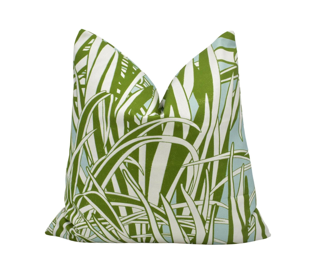 Nobilis - Aloe - 61 - Vibrant Designer Plant Cushion Cover - Graphic Agave Aloe Pillow - Green White Blue Jungle Throw Pillow - Custom Decor.