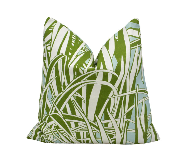 Nobilis - Aloe - 61 - Vibrant Designer Plant Cushion Cover - Graphic Agave Aloe Pillow - Green White Blue Jungle Throw Pillow - Custom Decor.