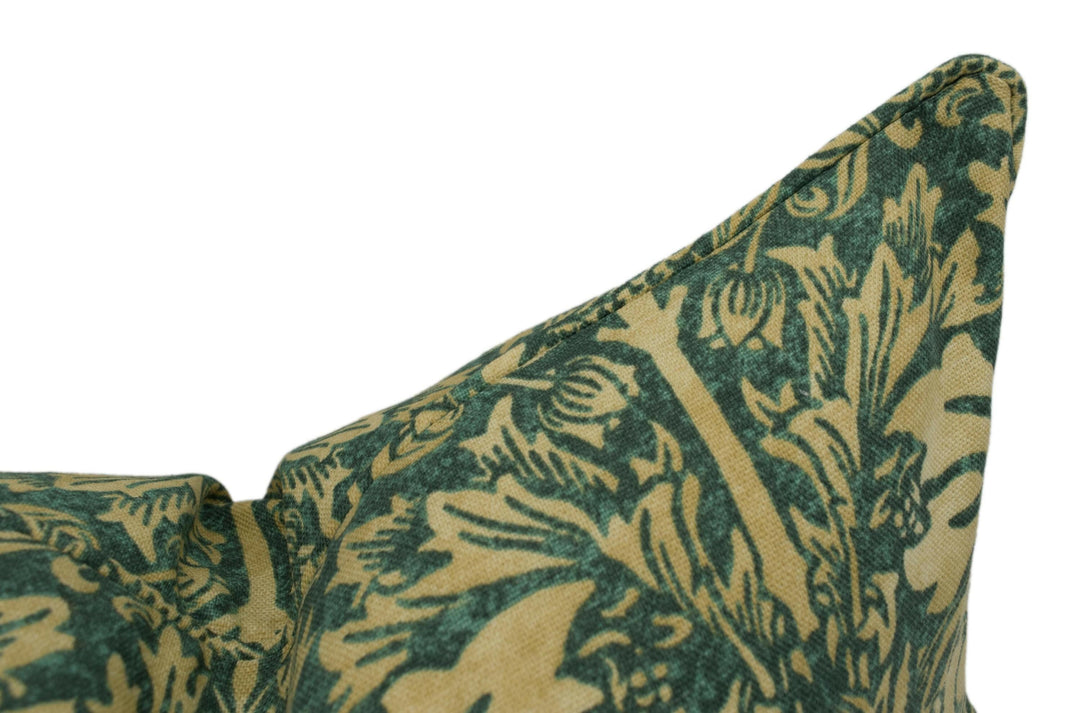 William Morris - Brer Rabbit - Forest / Manilla - Cushion Cover Throw Pillow Designer Home Decor.