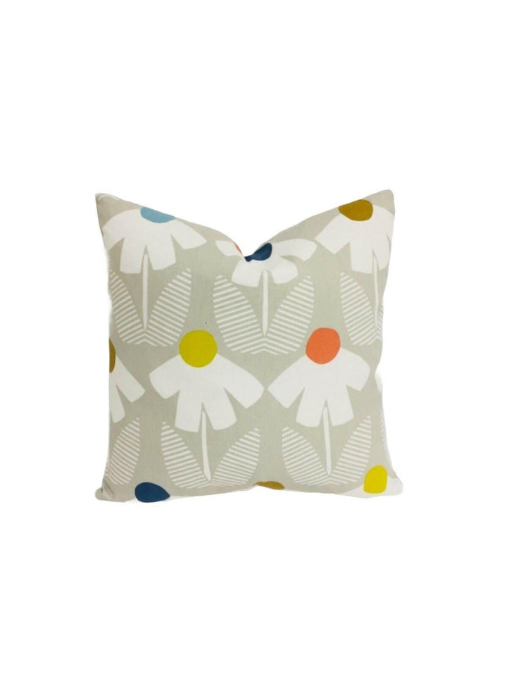 Scion - Eloisa - Pink - Stunning Retro Designer Cushion Cover Home Decor Throw Pillow.