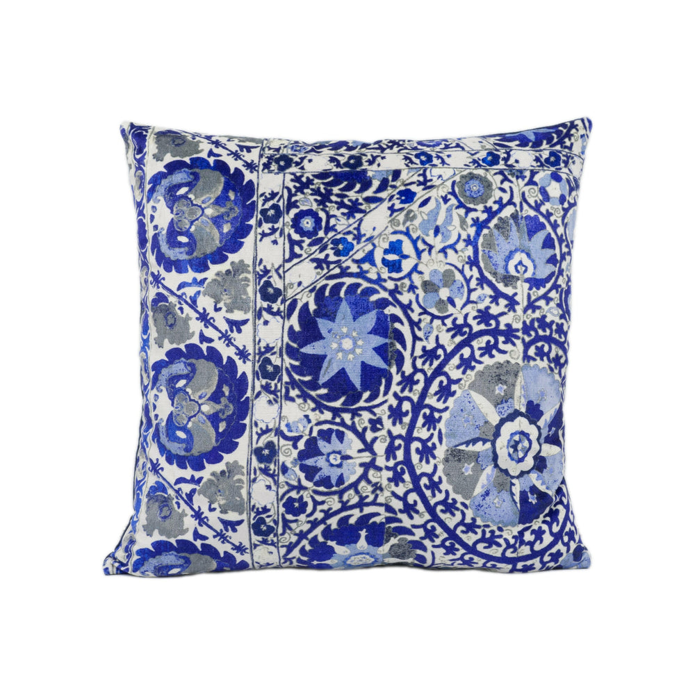 Andrew Martin - Iznik - Cobalt - Stunning Designer Velvet Cushion Cover Home Décor Throw Pillow.