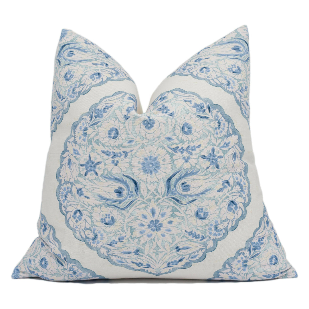 Lee Jofa - Lido Print - Sky - Stunning Floral Paisley Cushion Cover - Handmade Throw Pillow - Designer Home Décor.