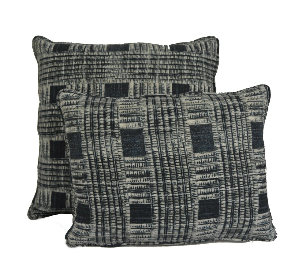 Designers Guild & William Yeoward - Gradillo - Indigo - Stunning Cushion Cover Throw Pillow Designer Home Decor.