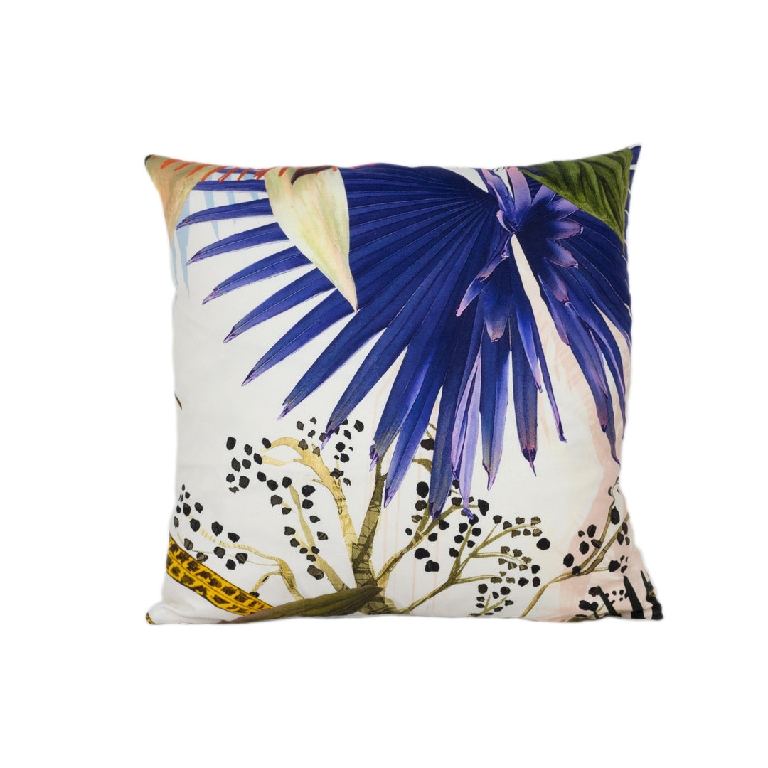 Designers Guild / Christian Lacroix - Oiseau De Bengale - Camelia - Stunning Designer Cushion Cover Throw Pillow Home Decor