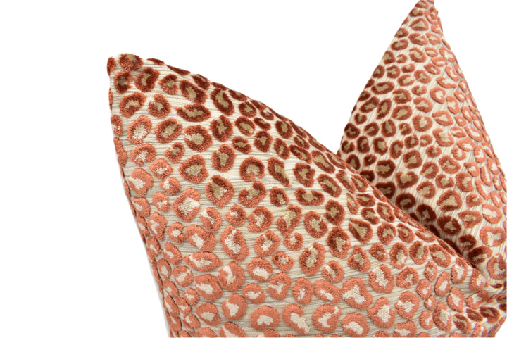 Colefax & Fowler – Wilde – Russet – Cushion Cover – Rich Velvet Animal-Spot