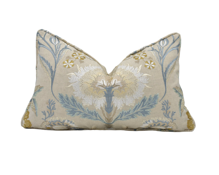 Colefax & Fowler – Dianthus – Beige – Cushion Cover – Embroidered Floral Luxe Pillow