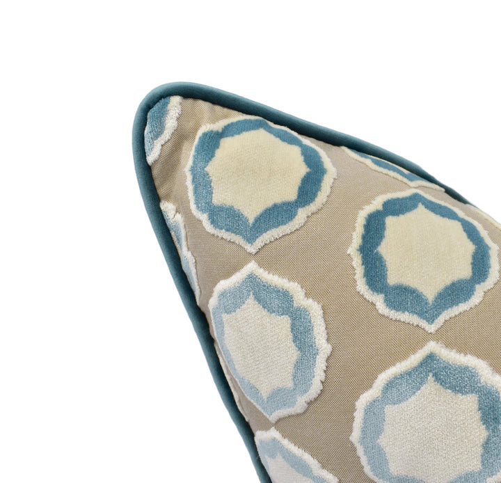 Manuel Canovas - Tiana - Ciel / Ivoire - Elegant Decorative Pattern Accent