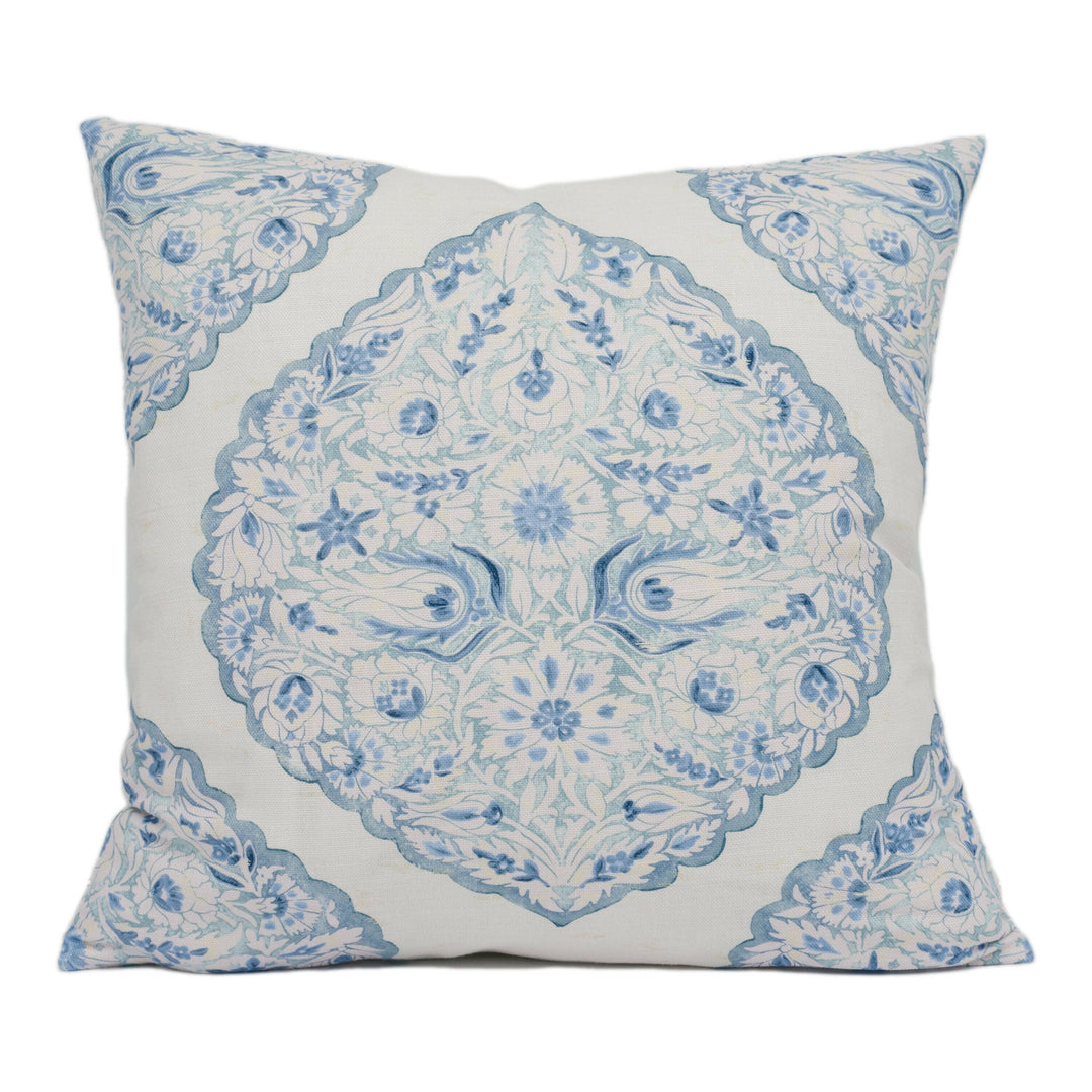 Lee Jofa - Lido Print - Sky - Stunning Floral Paisley Cushion Cover - Handmade Throw Pillow - Designer Home Décor.
