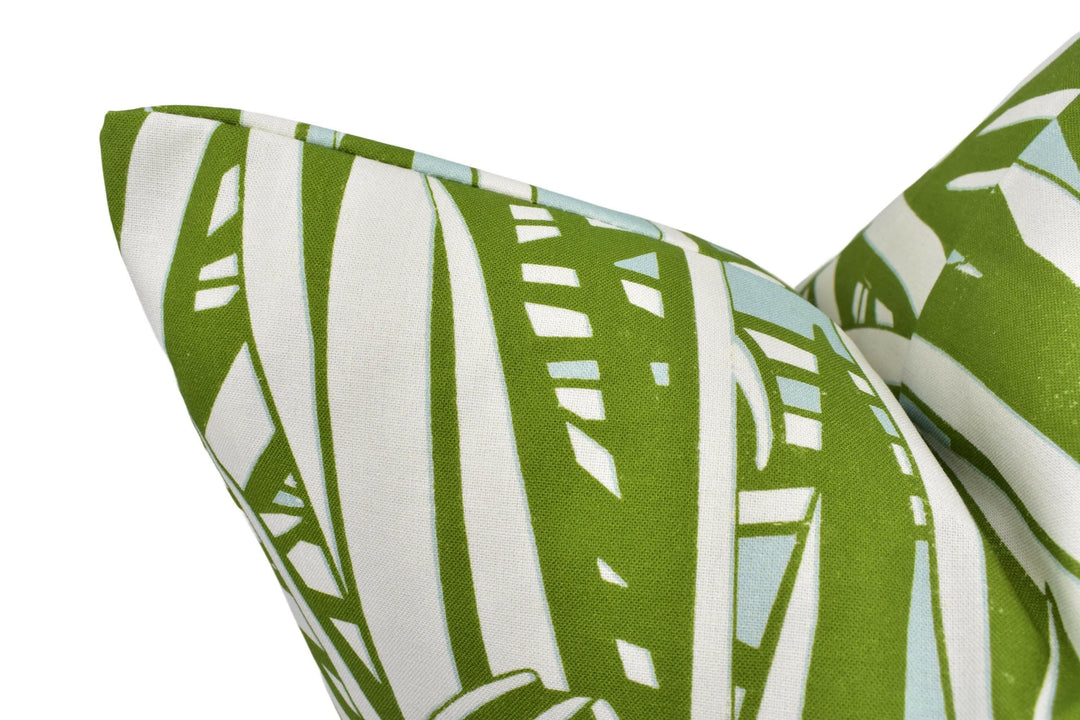 Nobilis - Aloe - 61 - Vibrant Designer Plant Cushion Cover - Graphic Agave Aloe Pillow - Green White Blue Jungle Throw Pillow - Custom Decor.