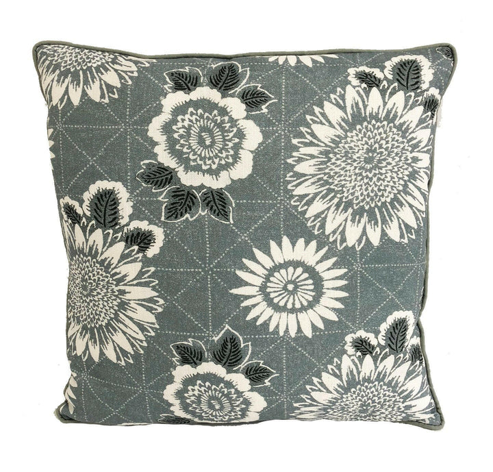 Designers Guild / William Yeoward - Elena - Greige - Contrast Piped Cushion Cover Throw Pillow Designer Home Decor.