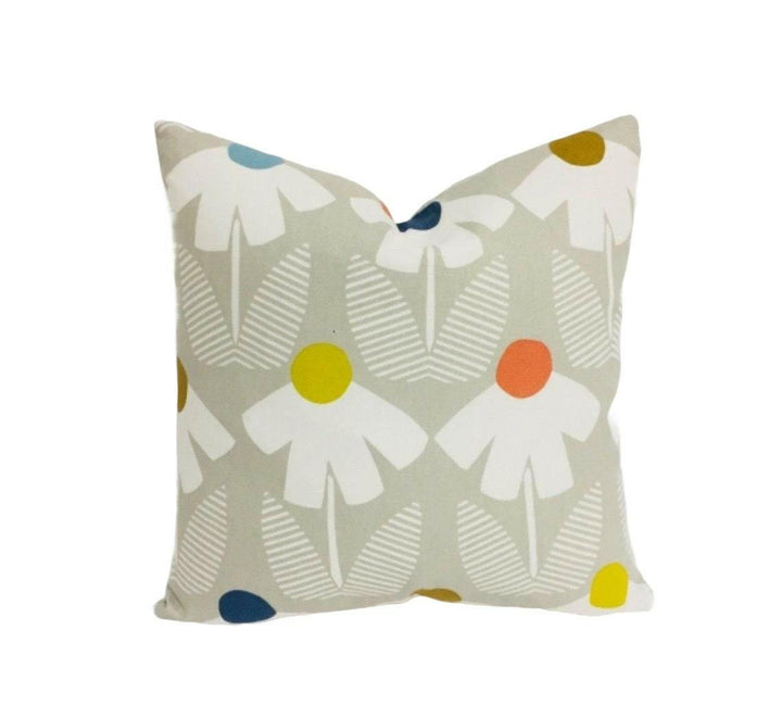 Scion - Eloisa - Pink - Stunning Retro Designer Cushion Cover Home Decor Throw Pillow.