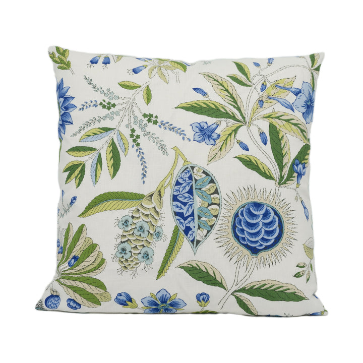 Schumacher - Roca Redonda - Blue &amp; Ivory - Fresh Floral Chic Designer Cushion Cover - Handmade Throw Pillow - Luxury Home Decor.