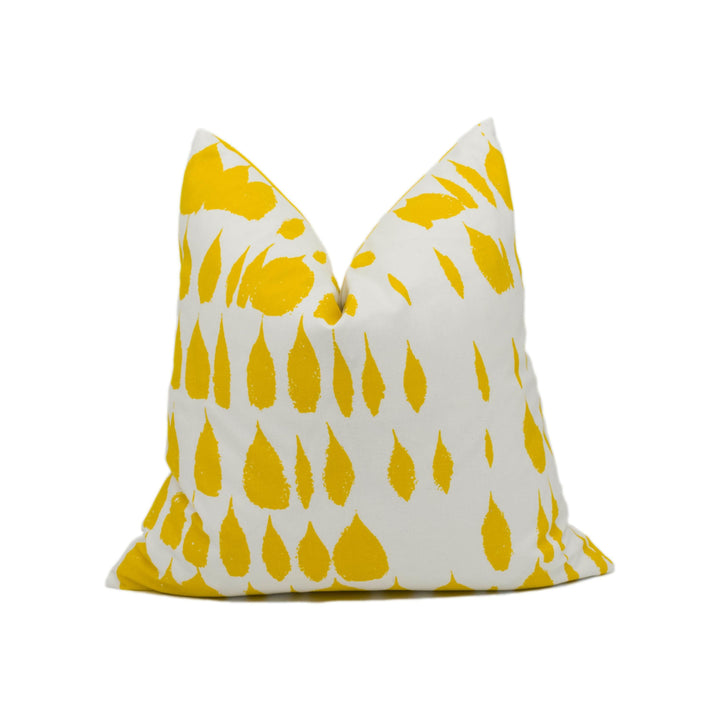 Schumacher - Queen of Spain - Daffodil - Painterly Mid-Century Designer Cushion Cover - Handmade Throw Pillow - Luxury Home Décor.